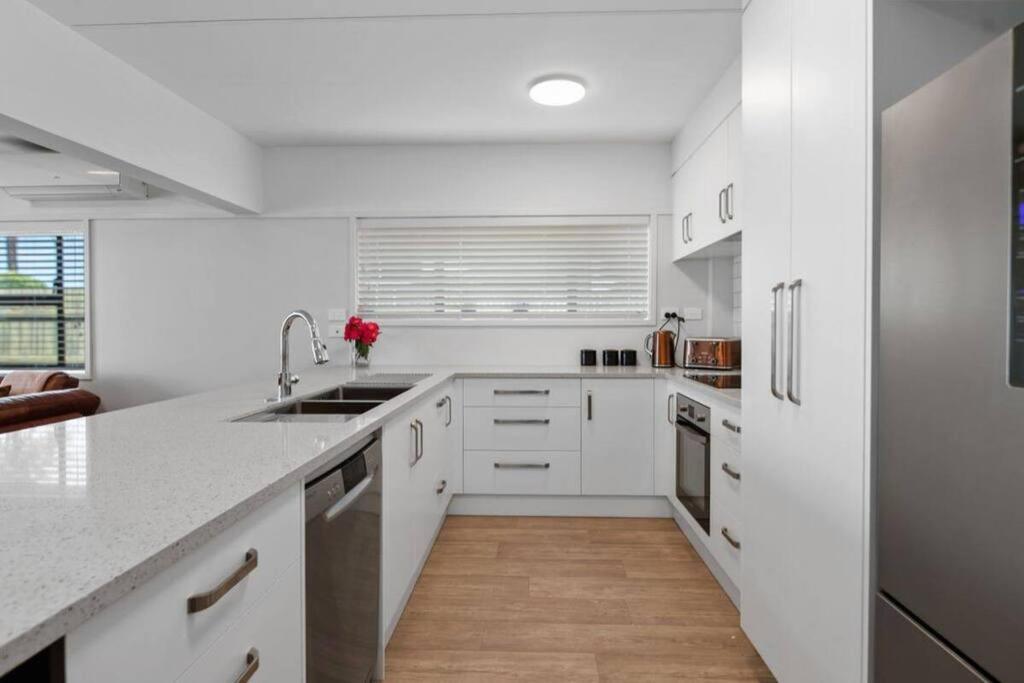 Beachfront Gem In Mount Maunganui Exterior foto